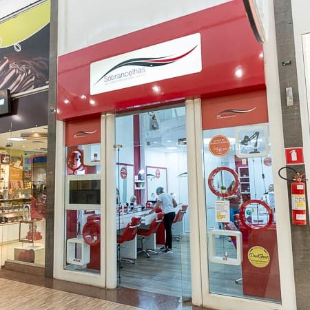 Logo da loja sobrancelhas