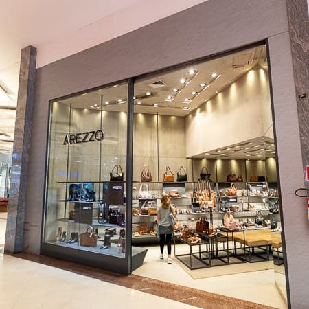 Logo da loja arezzo